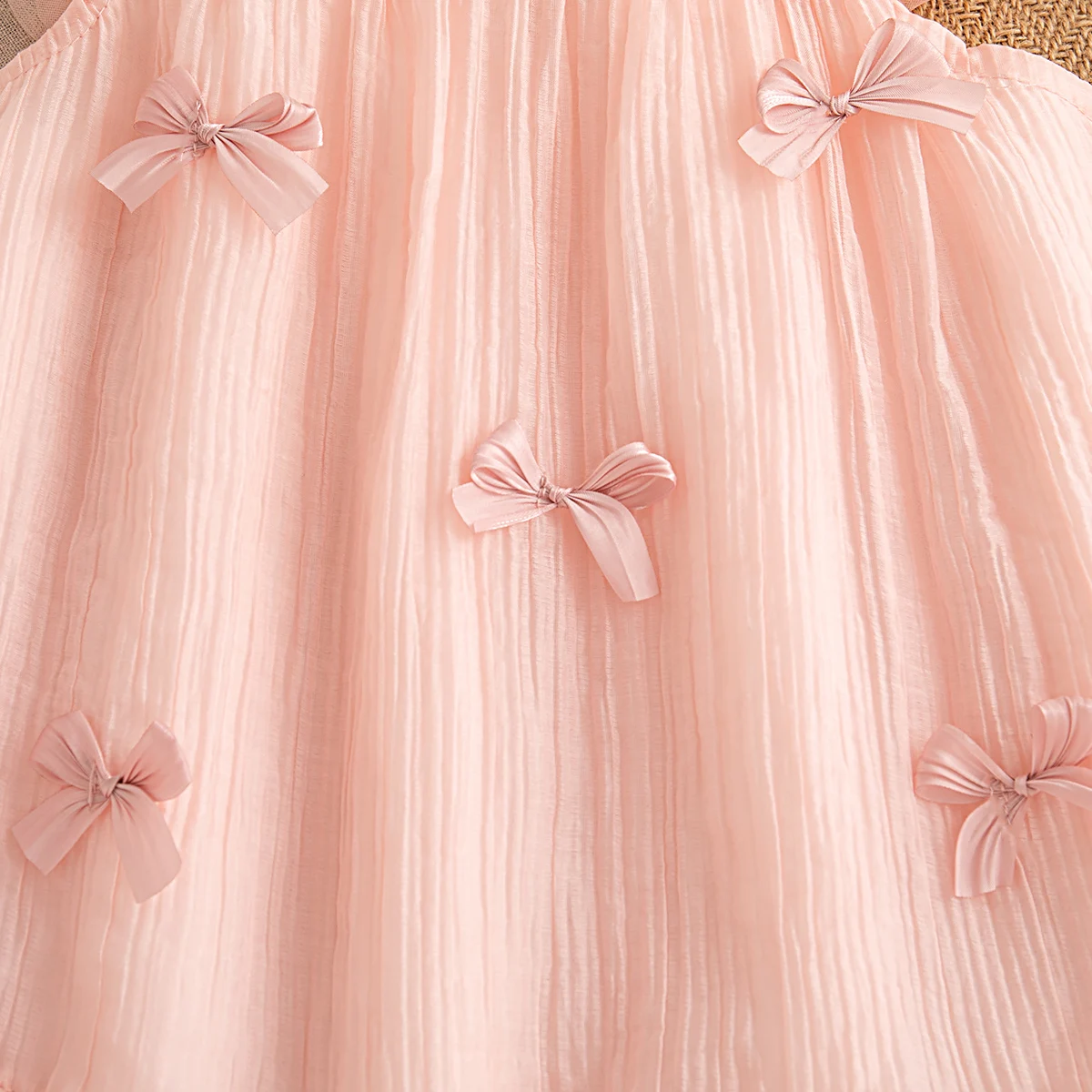 فستان عيد ميلاد للفتيات الصغيرات فستان صيفي بلون سادة وأكمام طائرة من الشاش فستان الأميرة الوردي للفتيات الصغيرات
