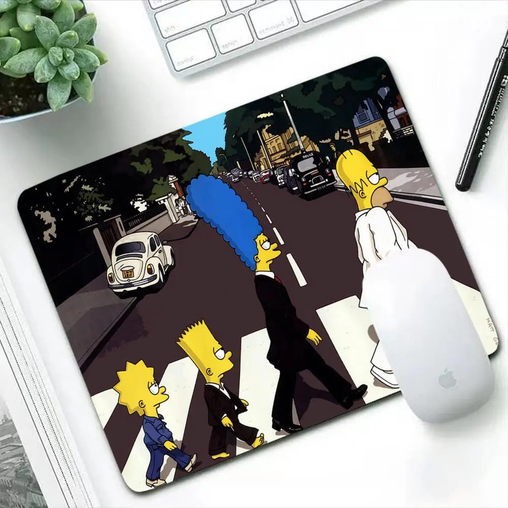 The Simpsons Small Gamer Desk Pad Gaming Mouse Pads Pc Gamer Mausepad Rug Gamers Accessories Varmilo Mice pad Keyboards Mat