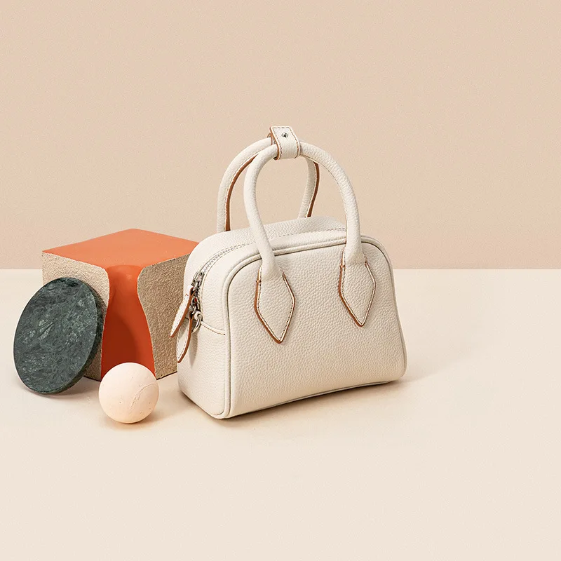 

Women's South Korean Niche Boston Small Size Handbag, New Versatile Leather Bag Contrasting Color Single Shoulder Crossbody Bag