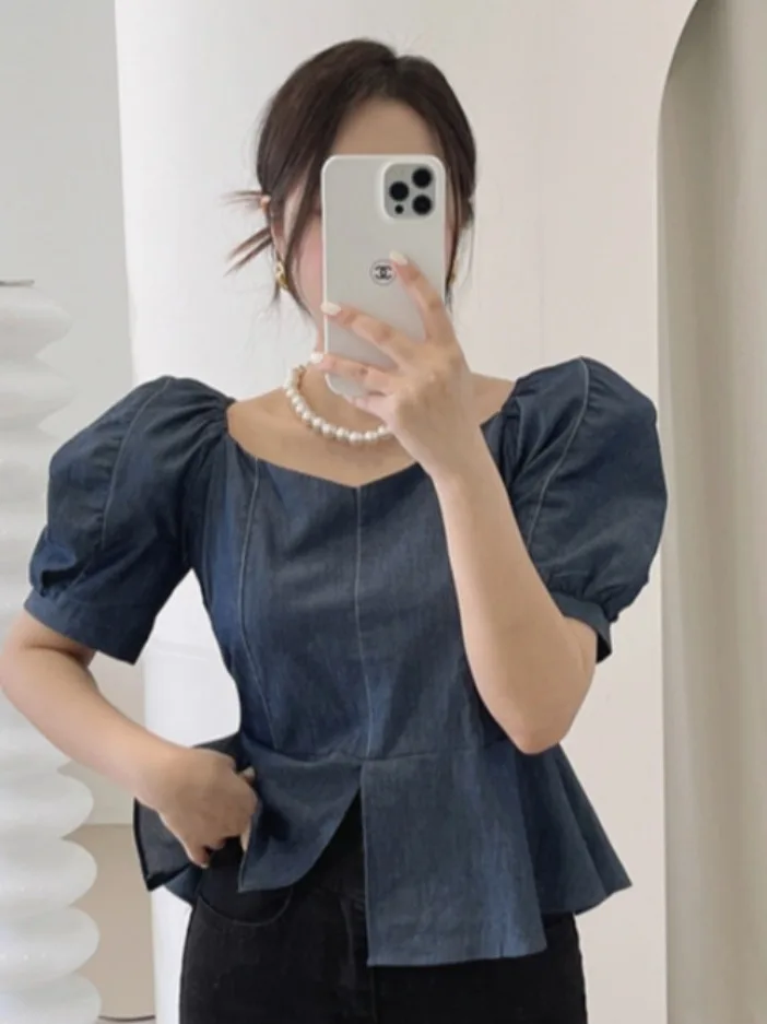 

Retro Chic Summer Sweet oulder Bared Bubble Sve Ruffle Hemmed Square Collar Denim irt Top for Young Women