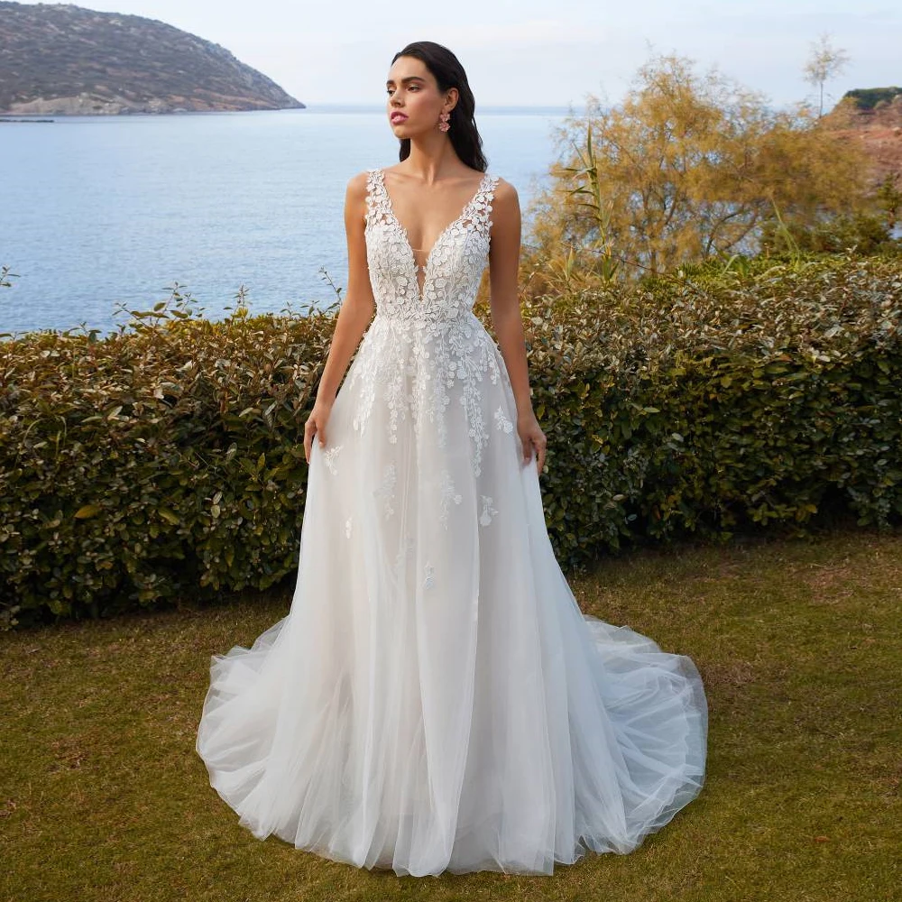 فساتين زفاف مخصصة على شكل حرف A عميق على شكل حرف V أشرطة واسعة فساتين زفاف مزينة بالدانتيل مفتوحة الظهر الوهم 2025 Vestido de novia