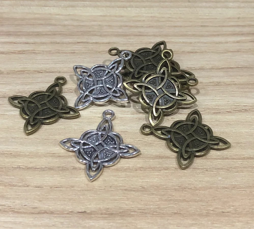 

15pcs 28*25mm Zinc alloy metal Vintage pendants for jewelry handmade HW3431
