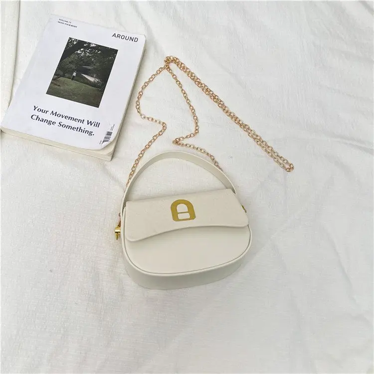 luxury-trendy-simple-diaper-bags-for-ladies-parisian-chic-messenger-bag-high-end-crossbody-bag-fashionable-tote-bag-elegant