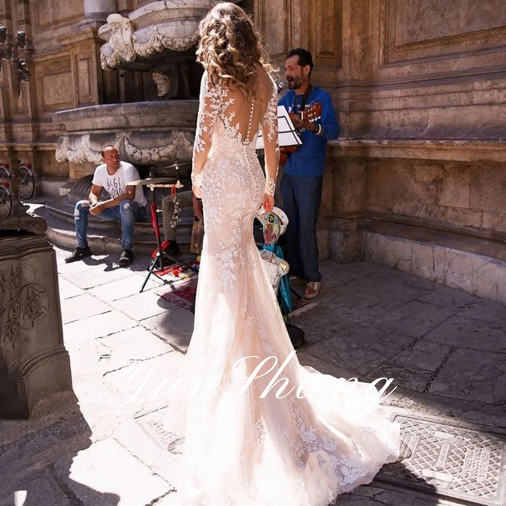 Vestido de casamento boho transparente personalizado com ilusão, manga longa, elegante, apliques de contas, drapeado, tule, costas nuas, sereia