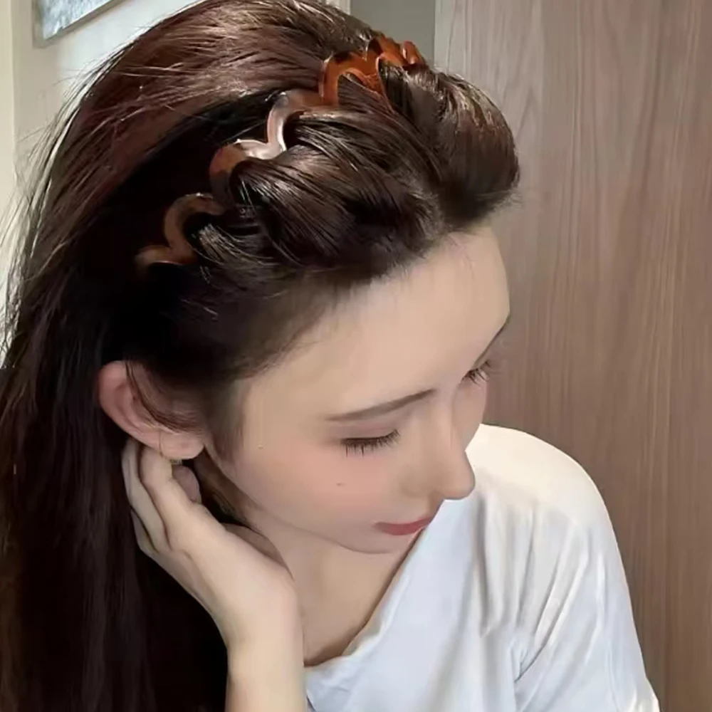 1/2pcs Korean Style Brown Resin Hairband with Wave Toothed Design High Skull Top Hair Comb Non Slip Hair Accessories for Girls view 3