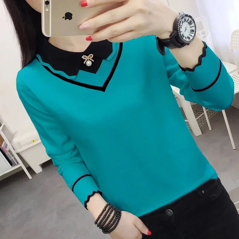 Maglione corto lavorato a maglia da donna maglione primavera autunno nuovo Versatile collo di bambola maniche lunghe camicia inferiore maglione