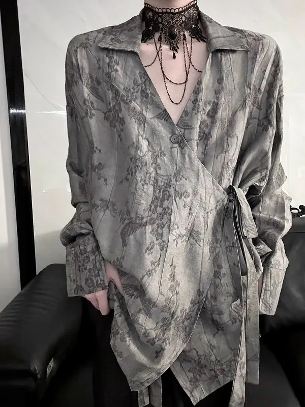Women's Gray Blouses and Shirts Chinese Style Vintage Ink Painting Long Sleeve Shirt Y2k Gyaru Dark Lace-Up V-Neck Shirt Jacket