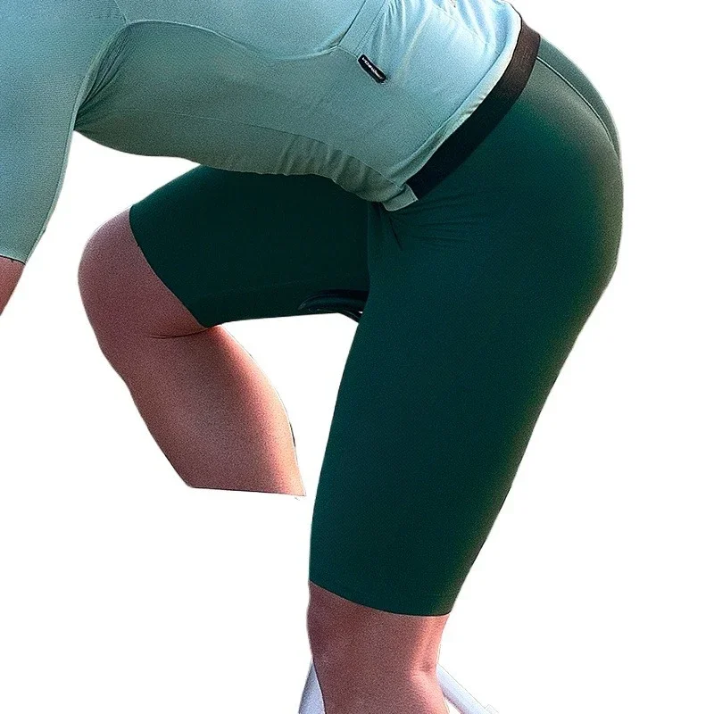 

Cycling Shorts Seamless Breathable Quick Dry Sweat Wicking Bicycle Cycling Bib Shorts