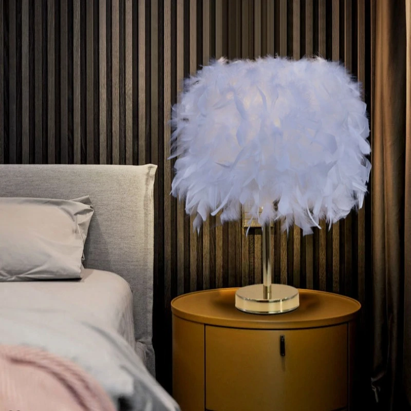 Feather Desk Lamp Living Room Study Desktop Table Lamps Simple Creative Tricolor Mood Light Wedding Luxury LED Lighting Lights