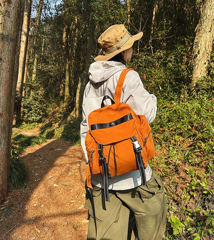 Outdoor Versatile Backpack Street Light Travel Backpack Large Capacity Leisure Student Couple Travel School Bag