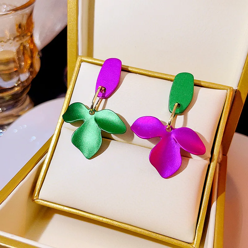 2024 Summer Trend Korean Green Rose Color Flower Drop Earrings for Women Exaggerated Flower Hanging Sweet Earrings Jewelry Gift