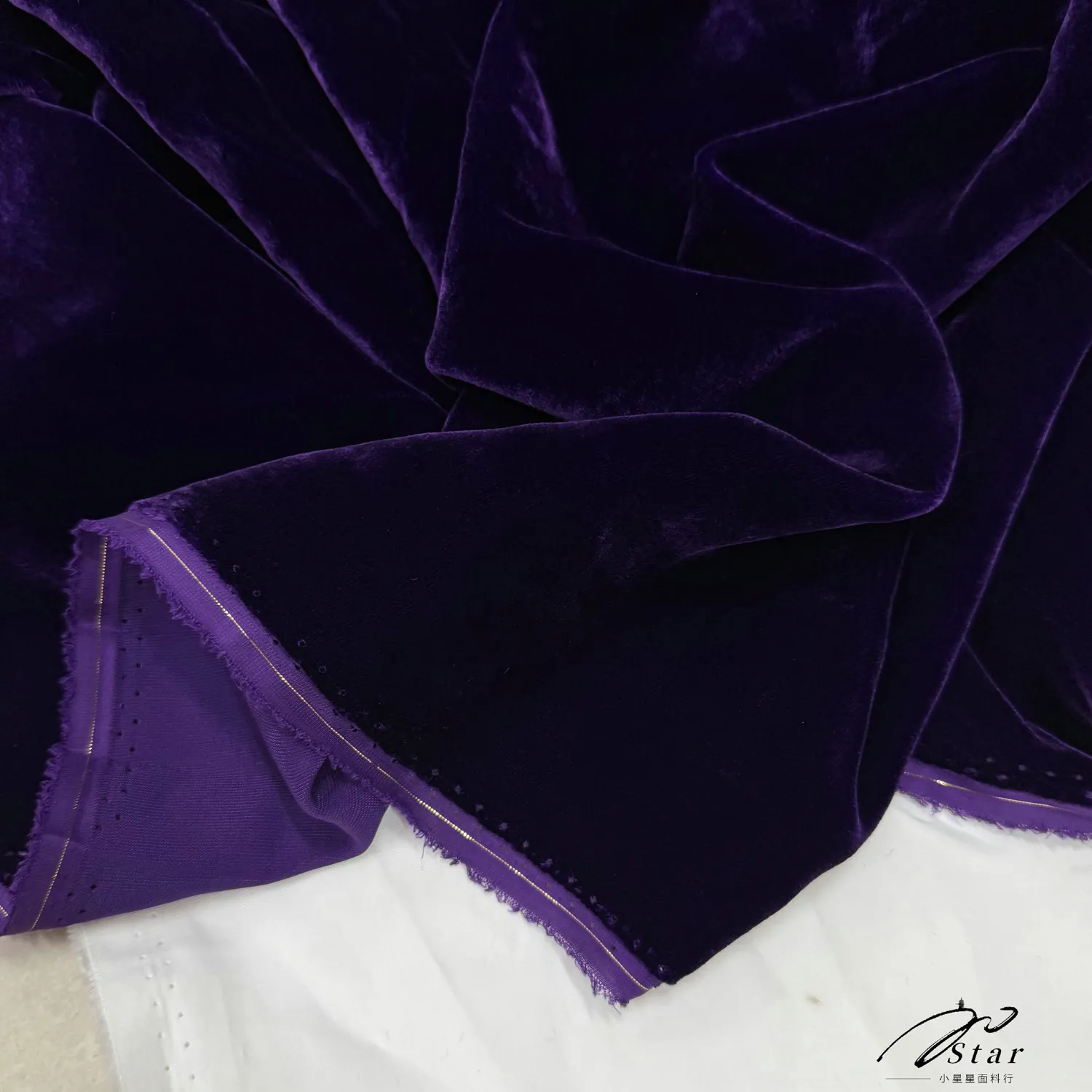 High-Grade Purple Silk Velvet Silkworm Silk Satin Fabric Cheongsam Dress Velvet Pleuche Cloth Autumn and Winter