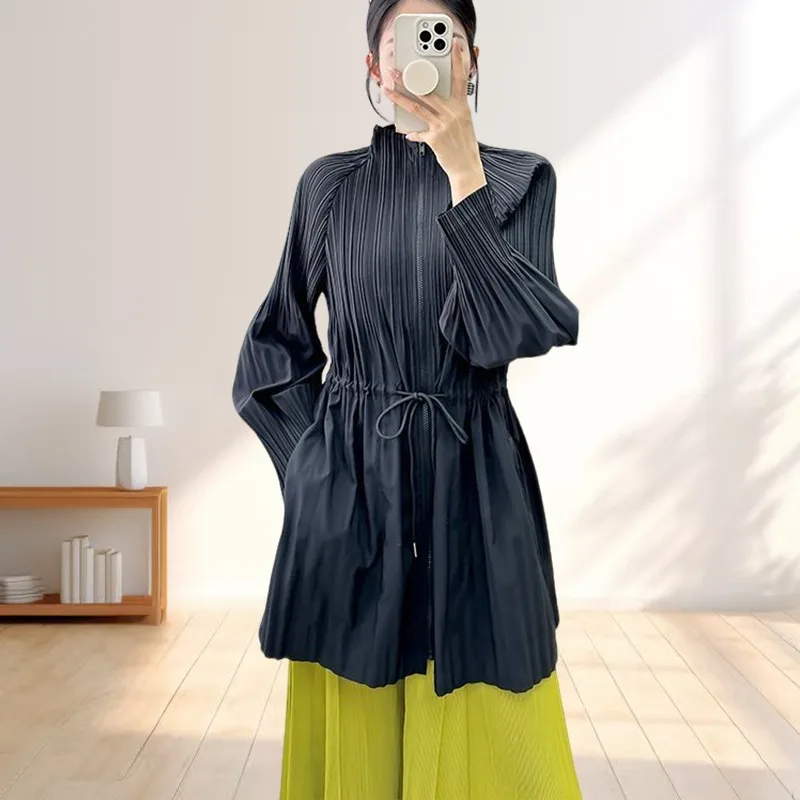 

Женская куртка Miyake, осень 2023, новая черная универсальная тонкая женская ветровка средней длины, пальто на молнии, зимняя ветрозащитная куртка