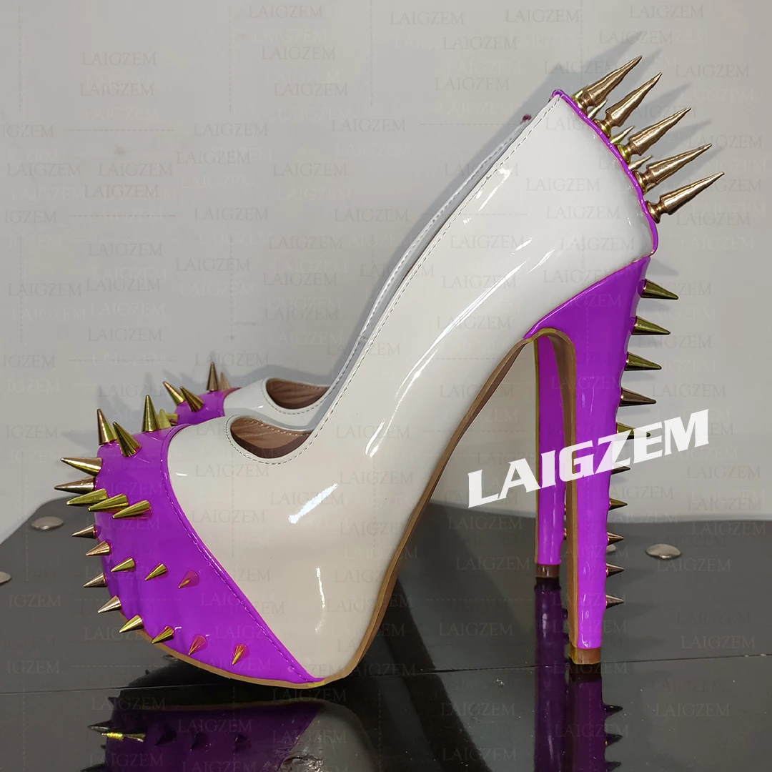 

LAIGZEM Женские туфли-лодочки с золотыми заклепками на блестящей платформе без шнуровки на тонком высоком каблуке Косплей Выпускной Туфли ручной работы Женские большие размеры 38, 44, 46