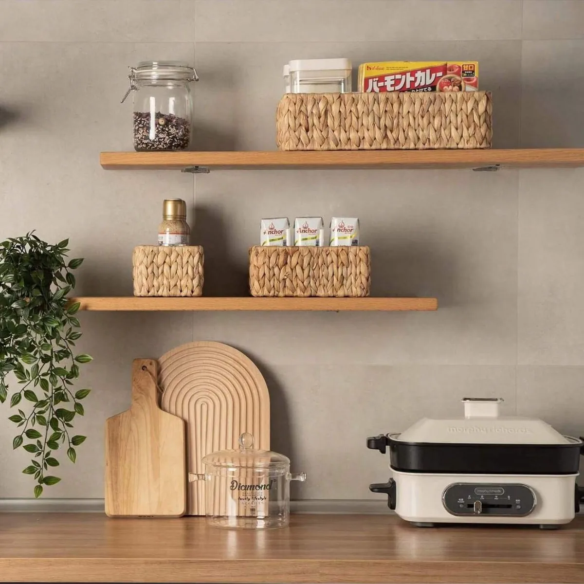 ตะกร้าเก็บของหวายทอ – ตะกร้าแขวนติดผนังและตั้งโต๊ะสำหรับจัดระเบียบโต๊ะกาแฟและตู้