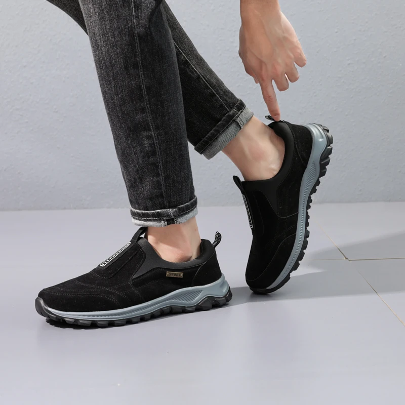 High Quality Indestructible Man Shoe Sneakers Breathable Running Shoes Lightweight Anti-slip Outdoor Men\'s Sneakers Male Shoes
