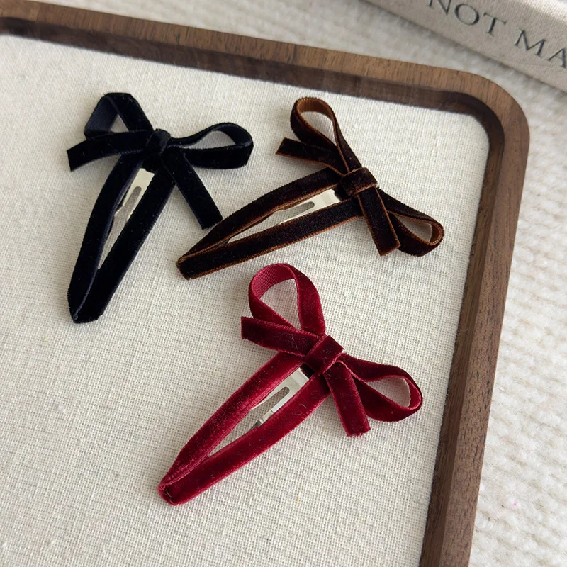 Retro Classics Velvet Cut-out Bow Hair Clips Autumn/Winter Solid HairPins Bangs Clip for Woman Girls Sweet Barrettes Headdress
