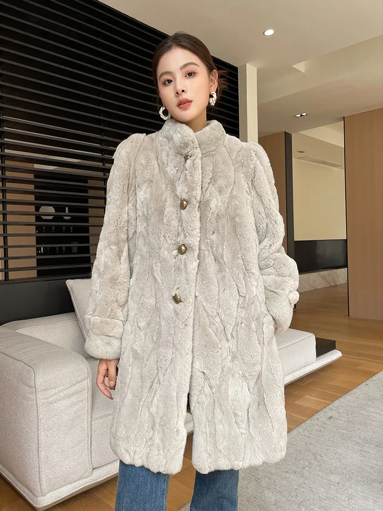 لشتاء 2025، معطف فرو أرنب متوسط الطول مستورد جديد مع فرو متكامل للنساء