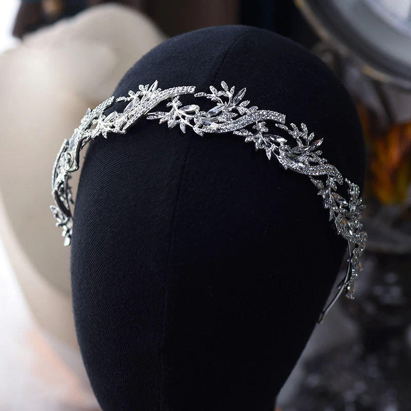 Lovely Irregular Crystals Wedding Tiaras Headpices Sparkling Bridal Headbands Brides Hair Accessories Evening Head Wear