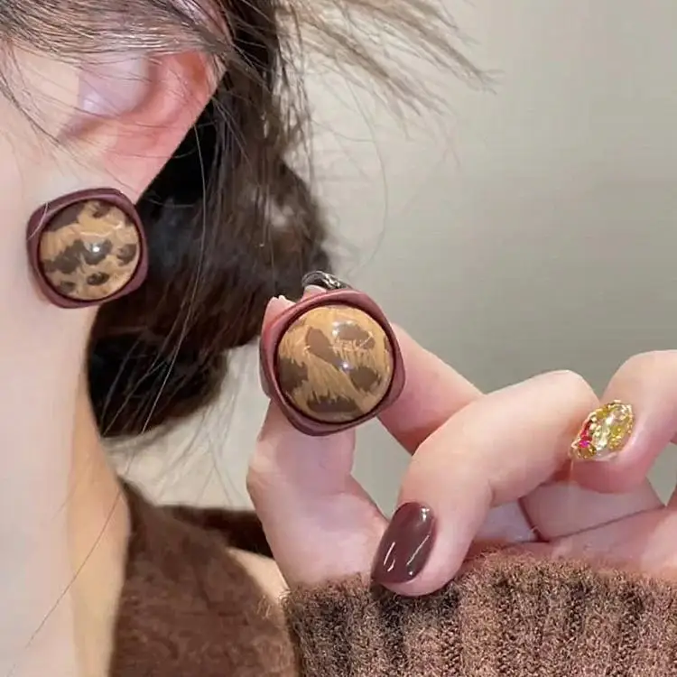Fashion Temperament Simplicity French style Retro Subtle design sense Leopard print  Square shape Alloy Earrings