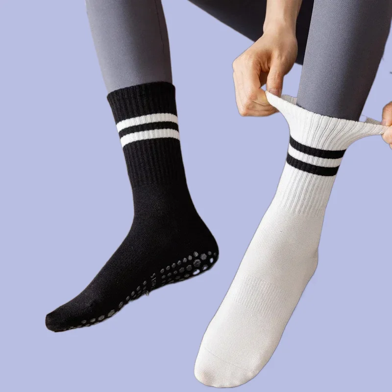 Calcetines deportivos antideslizantes para interiores, medias de Fitness, accesorios de Yoga, de algodón y silicona, para Pilates, 3 pares, 2024