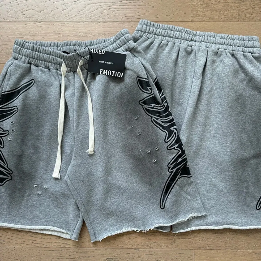 

2022 American High Street, лето 2025, шорты со смешанной ЭМОЦИей, мужские модные шорты в стиле хип-хоп со старым принтом, повседневные повседневные спортивные шорты на открытом воздухе