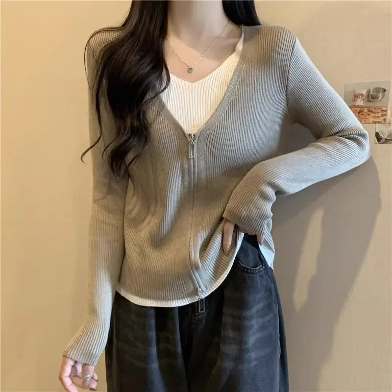 Spring Autumn Fashion V-neck Long Sleeve Fake Two Pieces Cardigan Women\'s Clothing Youth Knitting Simplicity Chic Korean Tops