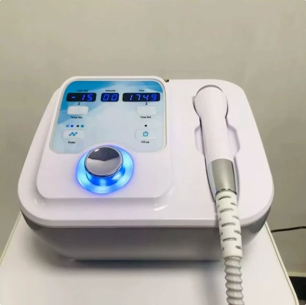 Hot and cold infusion device, beauty device, beauty salon ice hammer cold compress device, ice guide soothing pore shrinkage