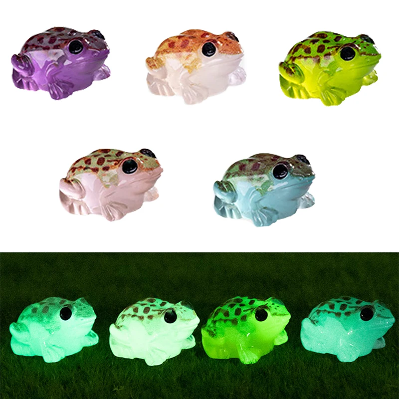 

5Pcs Resin Luminous Frog Figurines Mini Frogs Glow in the Dark Miniature Frogs Ornaments for Garden Terrarium Dollhouse Vivarium