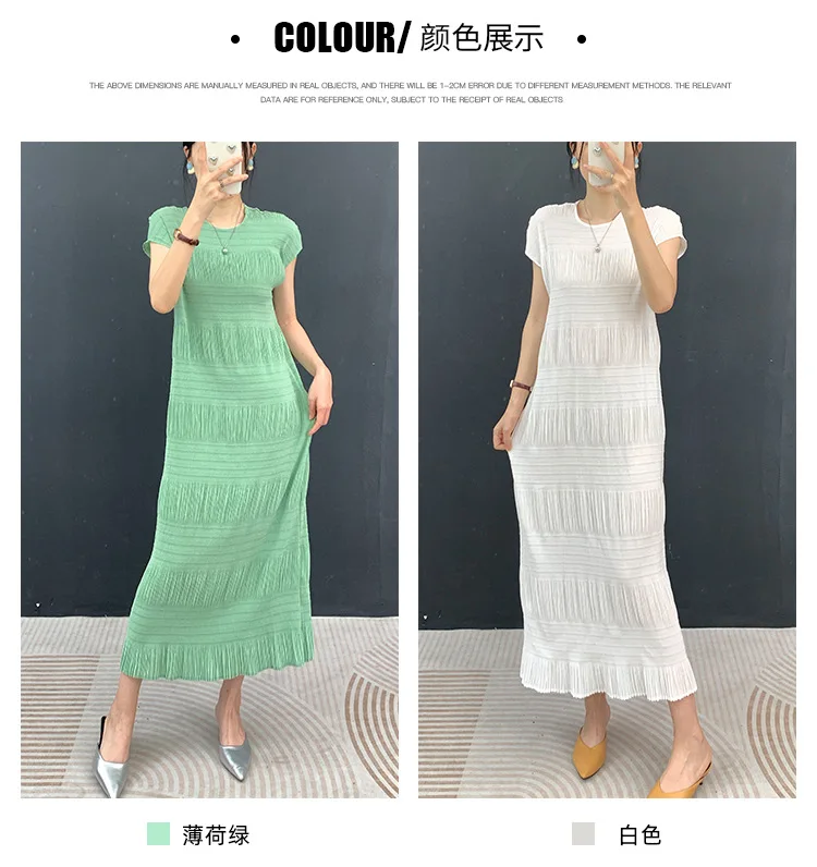 Miyake Plissee-Kleid Elegantes Weißes Mehrlagiges Sommer-Damen-Freizeitkleid Langes Maxikleid Strukturiertes Schmal Geschnittenes Schickes Alltagskleid – Detail 5
