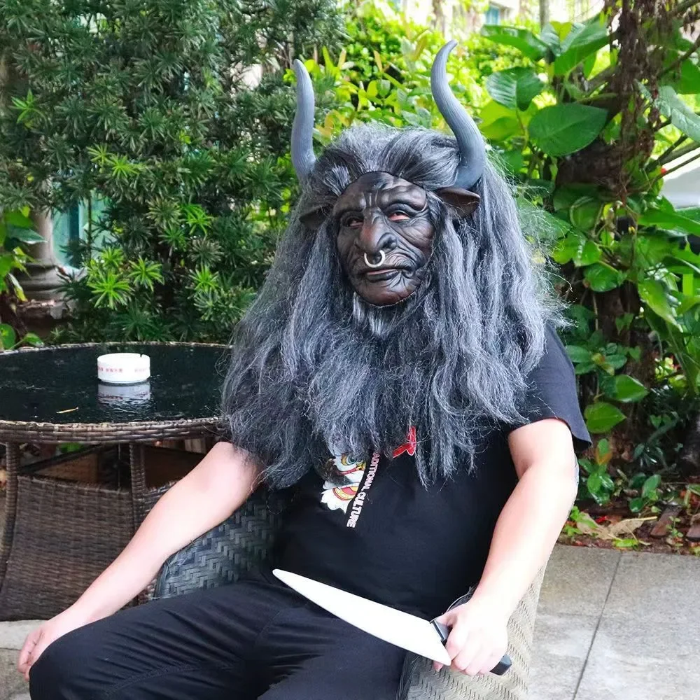 Maska horroru minotauro z peruką, maska cosplay z filmu, straszna bestia, nakrycie głowy potwora, karnawał