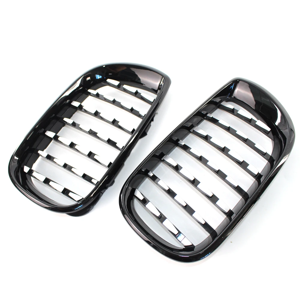 1 Pair Diamond Grills Metero Style Car Front Kidney Grille For BMW 3 Series E46 4-Door 2002-2005 Replacement Parts Car Styling