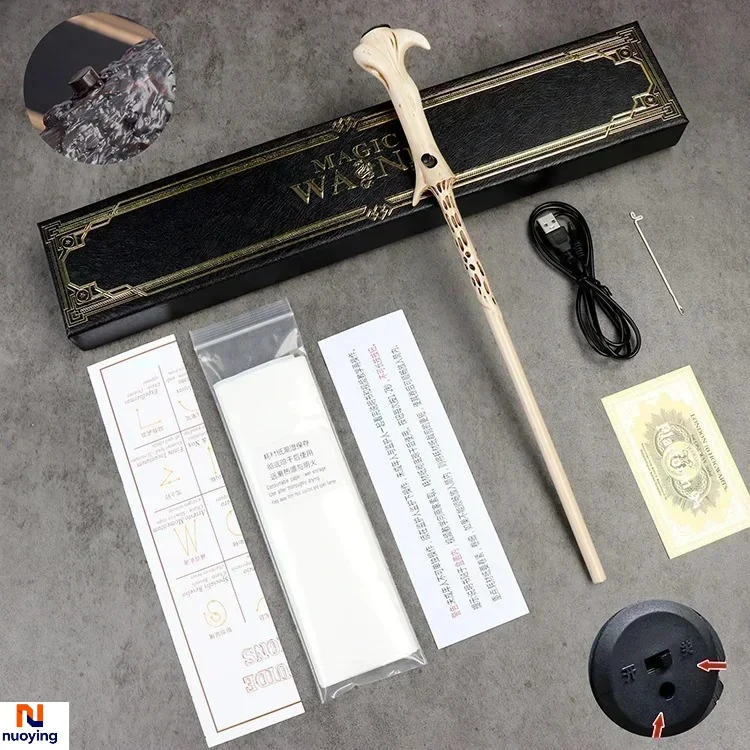 Beast Kingdom Wizard Magic Wand met vuurspuwende effecten, gloeiende cosplay-accessoire, Halloween- en kerstspeelgoed