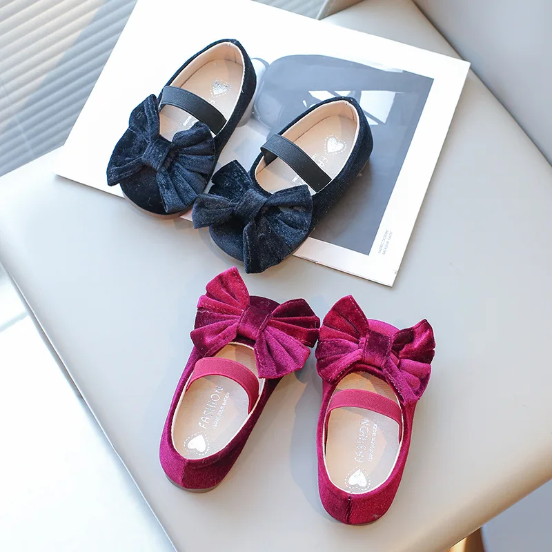 Children's Bean Shoes 2024 Spring Girls Velvet Retro French Korean Bow Single Shoes