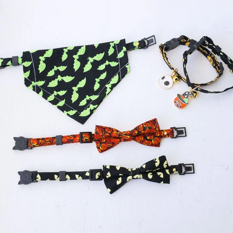 Halloween Themed Pet Cat Collar Triangle Scarf Tie Bow Pet Dog Collar With Pumpkin Bell Cat Necklace Pet Festival Accessories