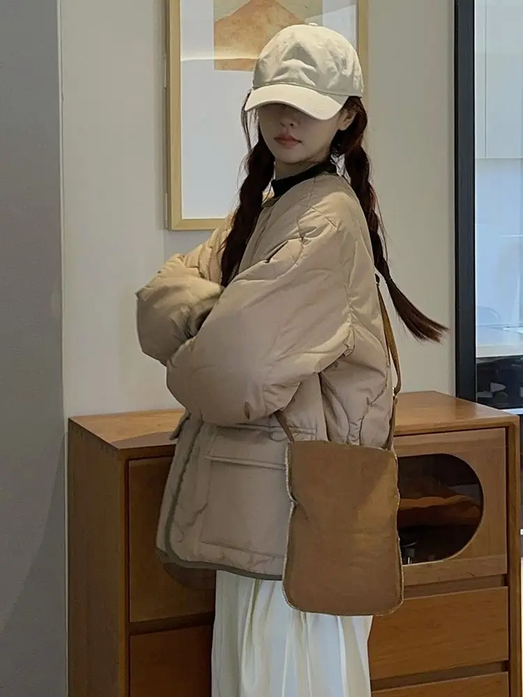Atasan parka Wanita Korea leher O, mantel parka longgar berlapis, lengan panjang Single Breasted kasual sederhana parka 2024