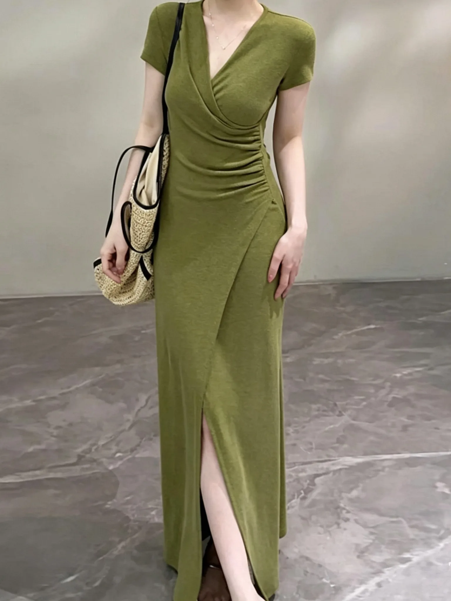 

Casual Flattering plus Size Dress Waist Cinched Knot Side Slit Body Concealing Slimming Long Wrap around Skirt Summer Wear