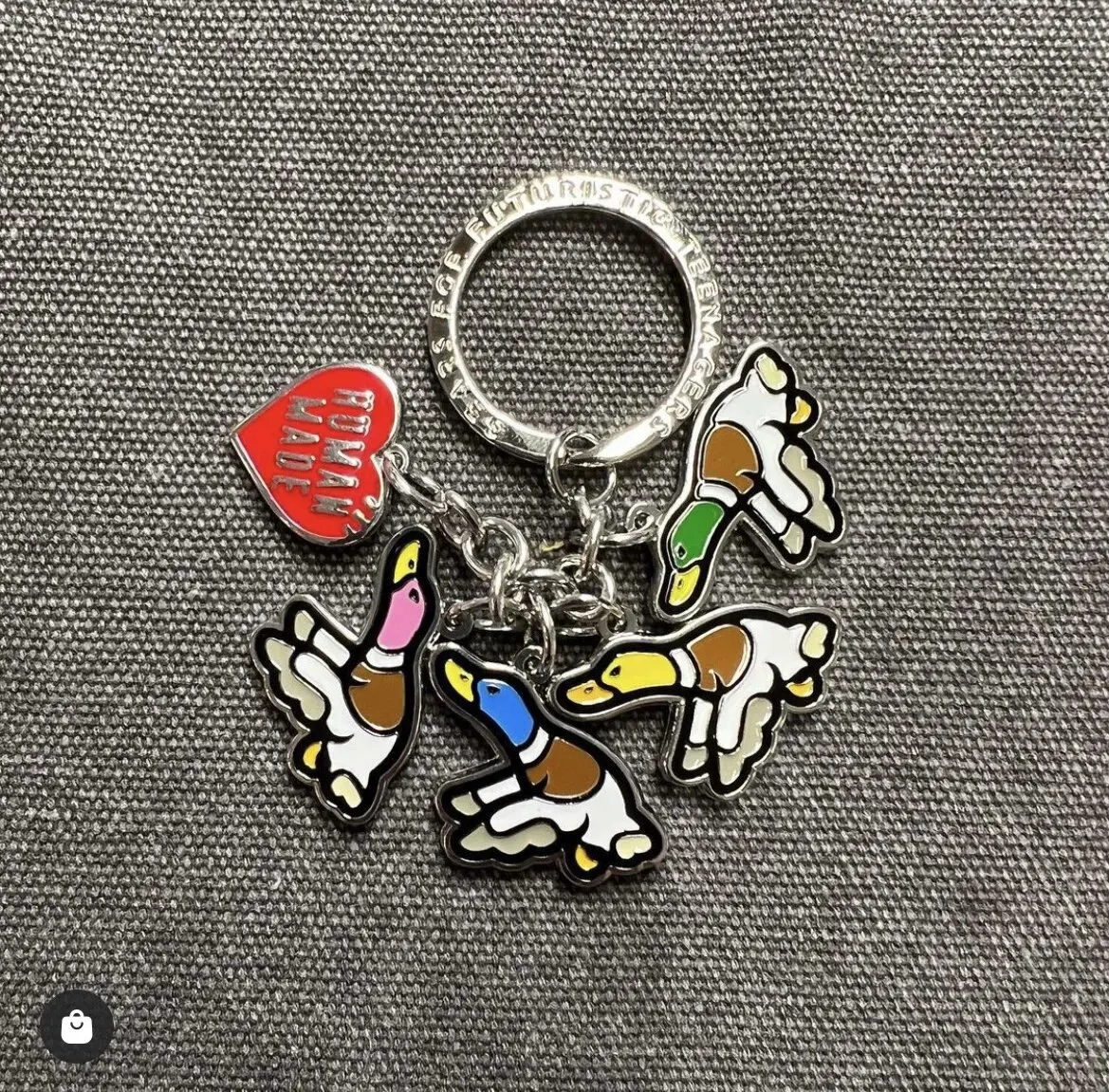 2026-ヒューマンメイド-ダックキーホルダー-pvc-ステンレススチール-かわいいバッグチャーム-ニゴギフト