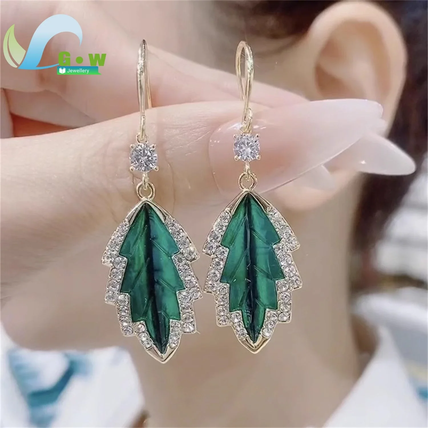Leaf Earrings Stainless Steel Minimalist Jewelry Simple Elegant Ear Accessories for Women Daily Wear Dainty Gift Idea Fashion