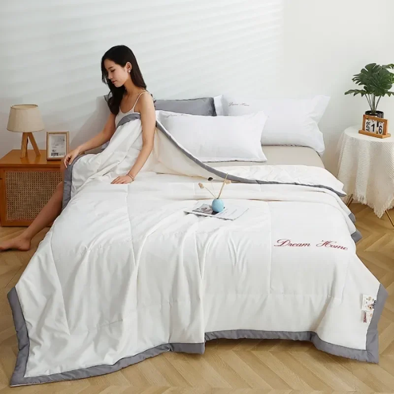

Luxuriously Soft and Snug - Fitting Summer Cooling Cover - Incredibly Light, No Burden Sensation