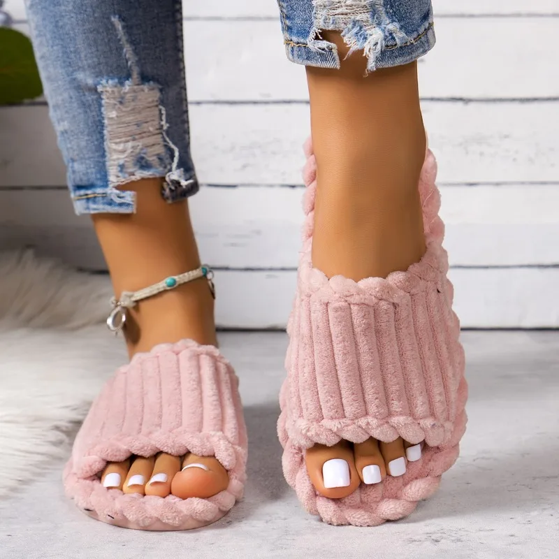 

2025 НОВЫЕ высококачественные доступные женские тапочки, осенне-зимние вельветовые шлепанцы, домашние теплые однотонные лаконичные туфли