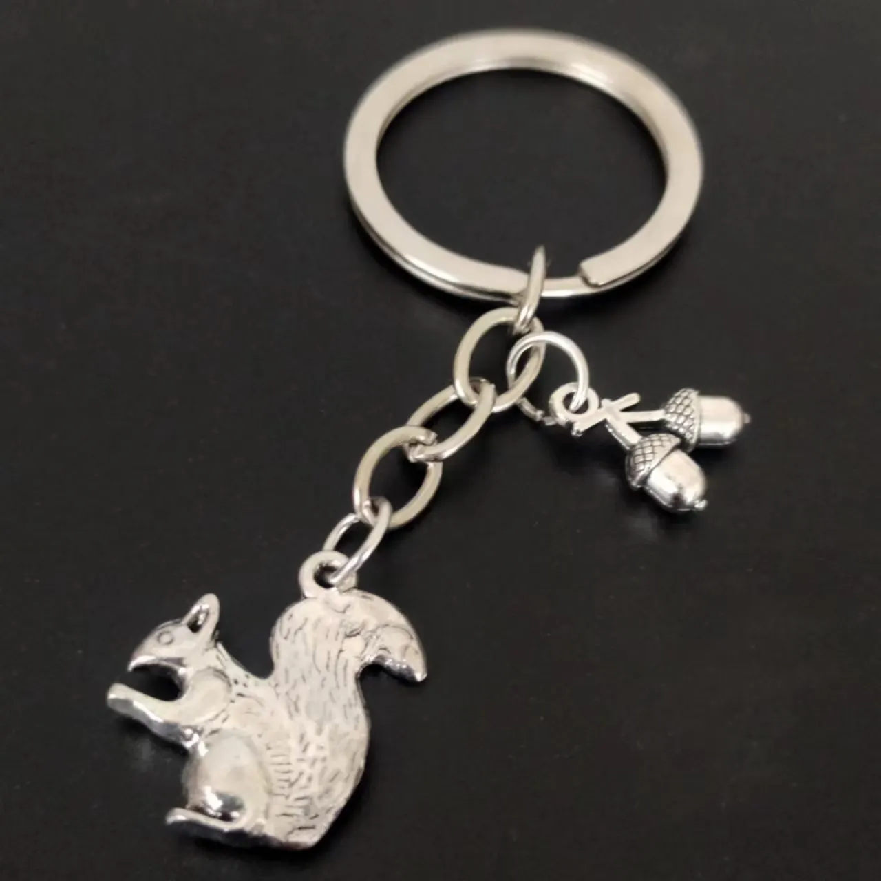 keychain squirrel Valentine's Day Gift 3D Squirrel Pine Cone Acorn Acorn Nut Small Animal Keyring