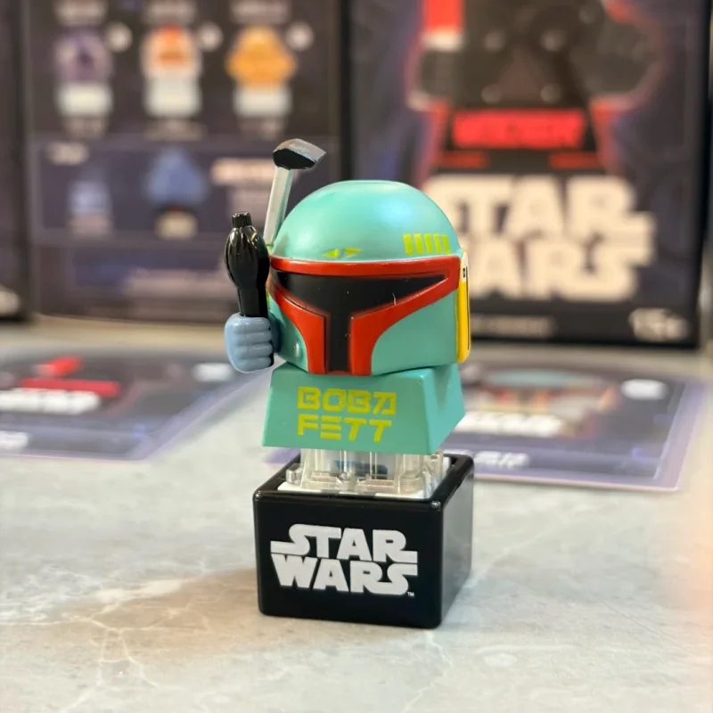 スターウォーズシリーズキーキャップブラインドボックス公式ボバ・ダース・ストームトルーパー・ルーク・c-3po・r2-d2アニメフィギュアデスクトップデコレーションおもちゃ男の子ギフト