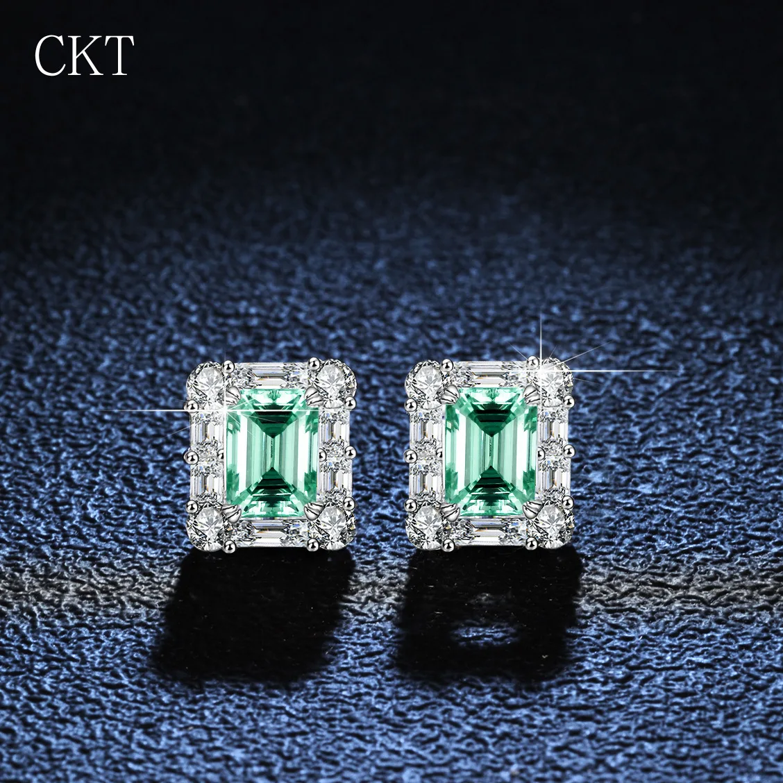 Earrings for Women Models 4 Claws Emerald Leaf-shaped Rectangular Wedding 2ct Moissanite Diamond Square Platinum Pt950 Jewelry