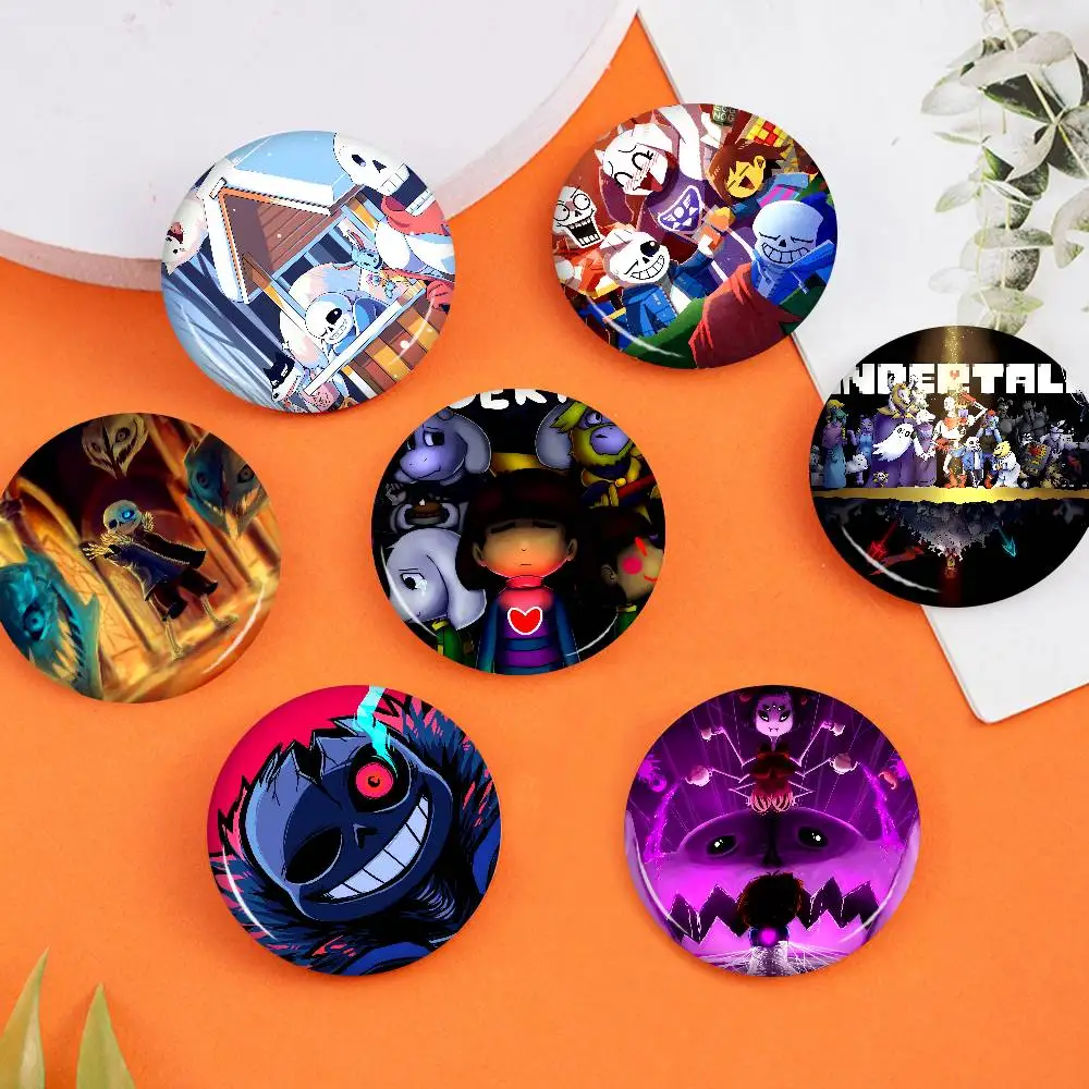 Game U-Undertale 58mm Cute Series Pins Funny Badge Interesting Cartoon Animals Brooches Backpack Clothes Gift Accessory