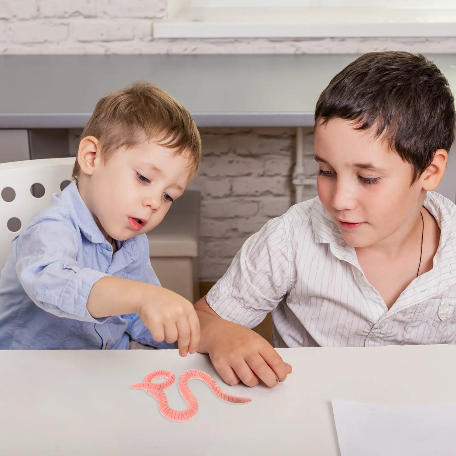 

Plastic Simulation Earthworm Animal Realistic Decoration Educational Bedroom Garden Desktop Ornament Lifelike Insect Recognition