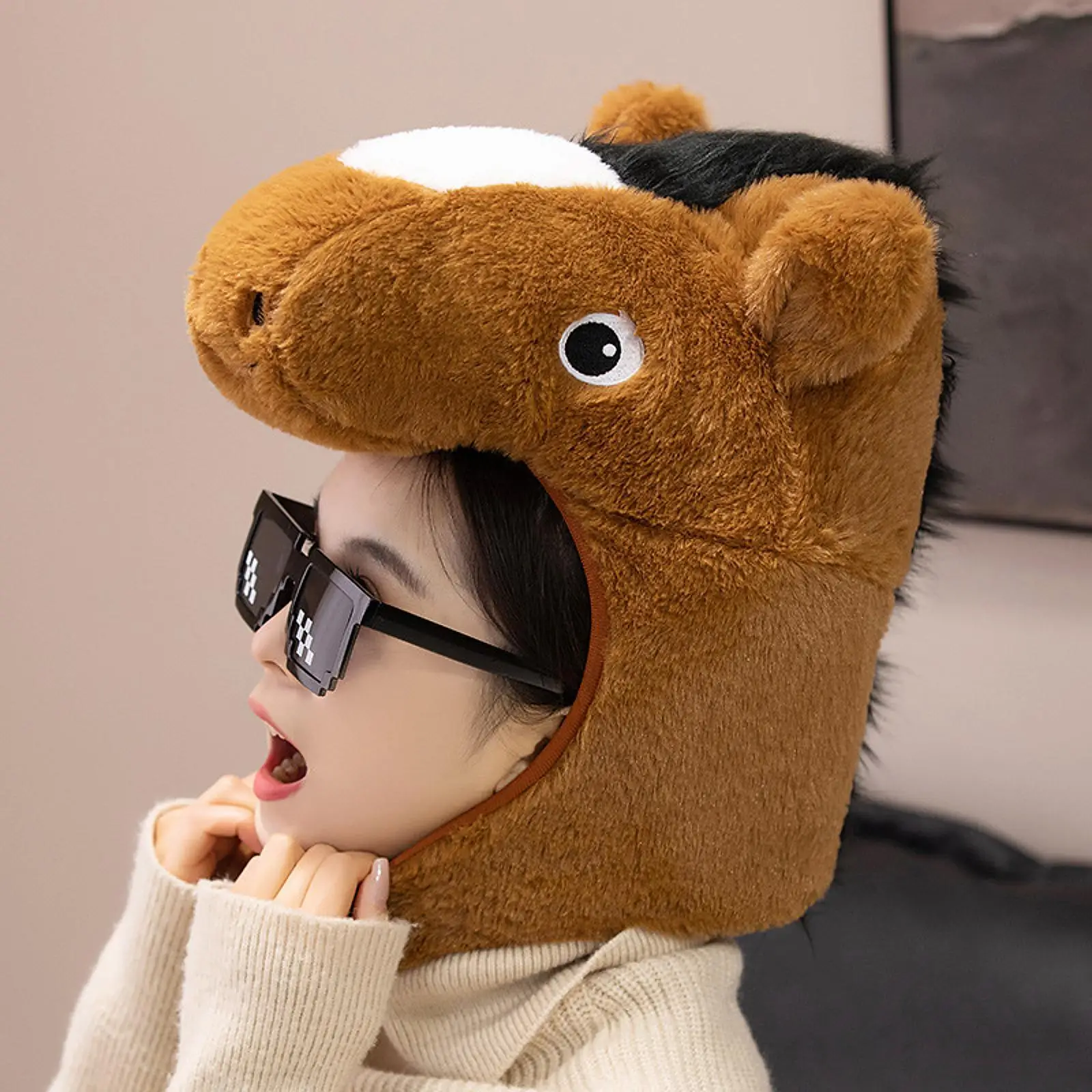 

Plush Horse Hat Headdress Prop for New Year Party Events Holiday Festival Soft Costume Warm Headgear