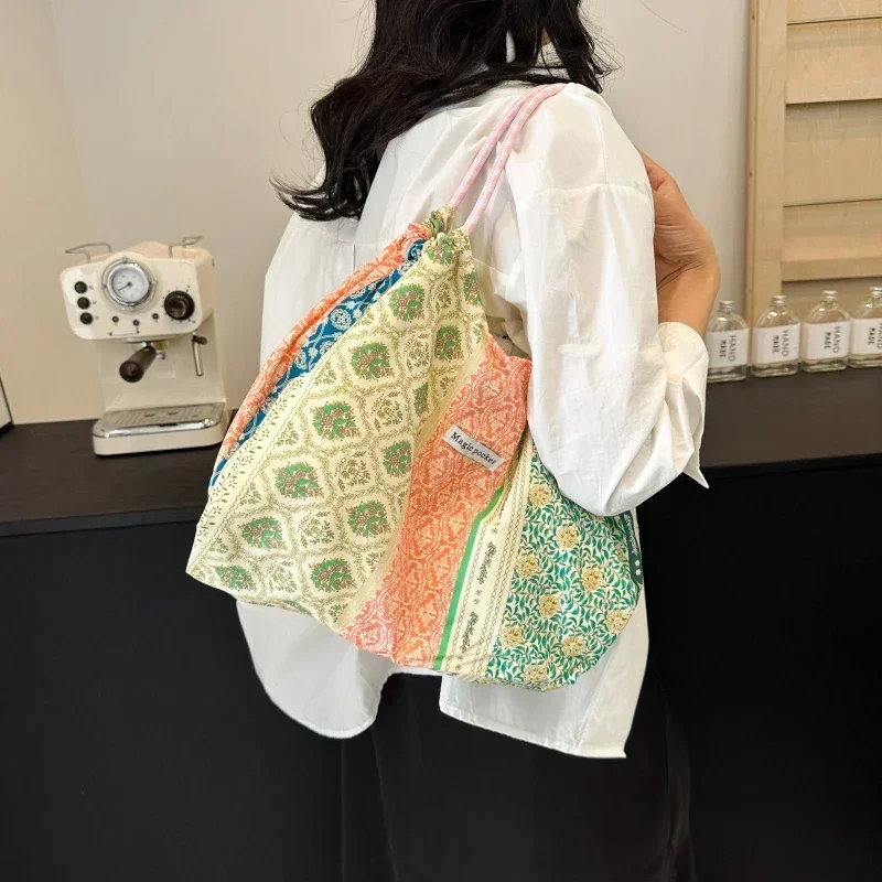 Sac à main en coton de lait avec fermeture éclair, sac à main décontracté, patchwork de grande capacité, sac à bandoulière en forme de cheminée, sac à main doux et polyvalent, 2024