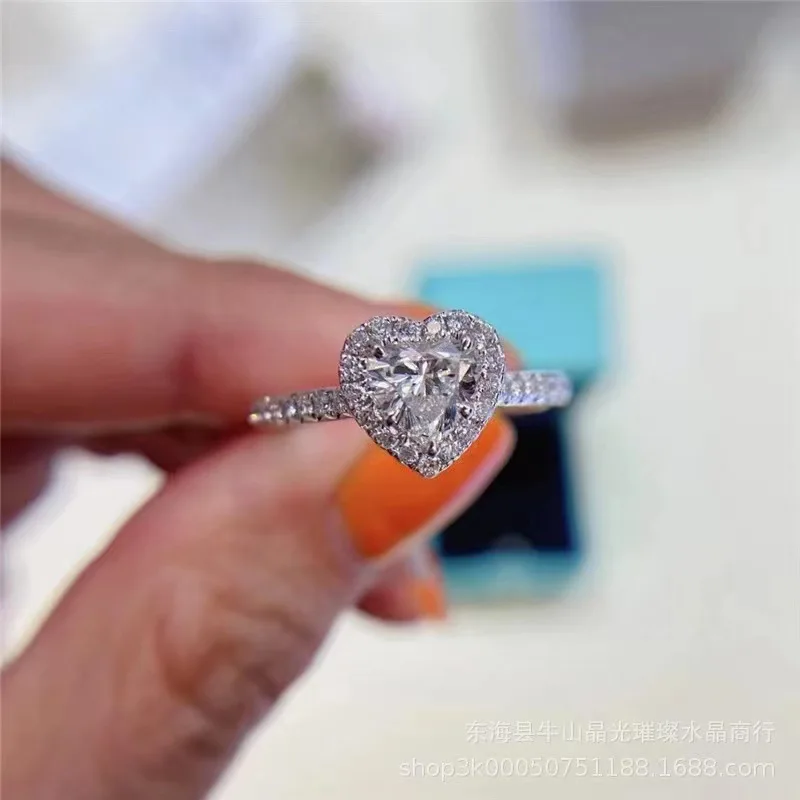 Fashionable & Bold Luxury Heart Oversized Ring For Women 2ct Moissanite PT950 Platinum | Unique style, the focus of banquets