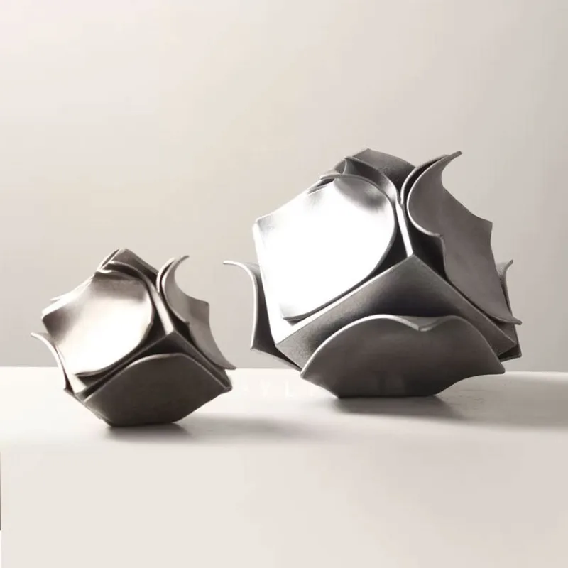 

Light luxury modern geometric creative curling flower ware, sales office home study bedroom art decoration ornament